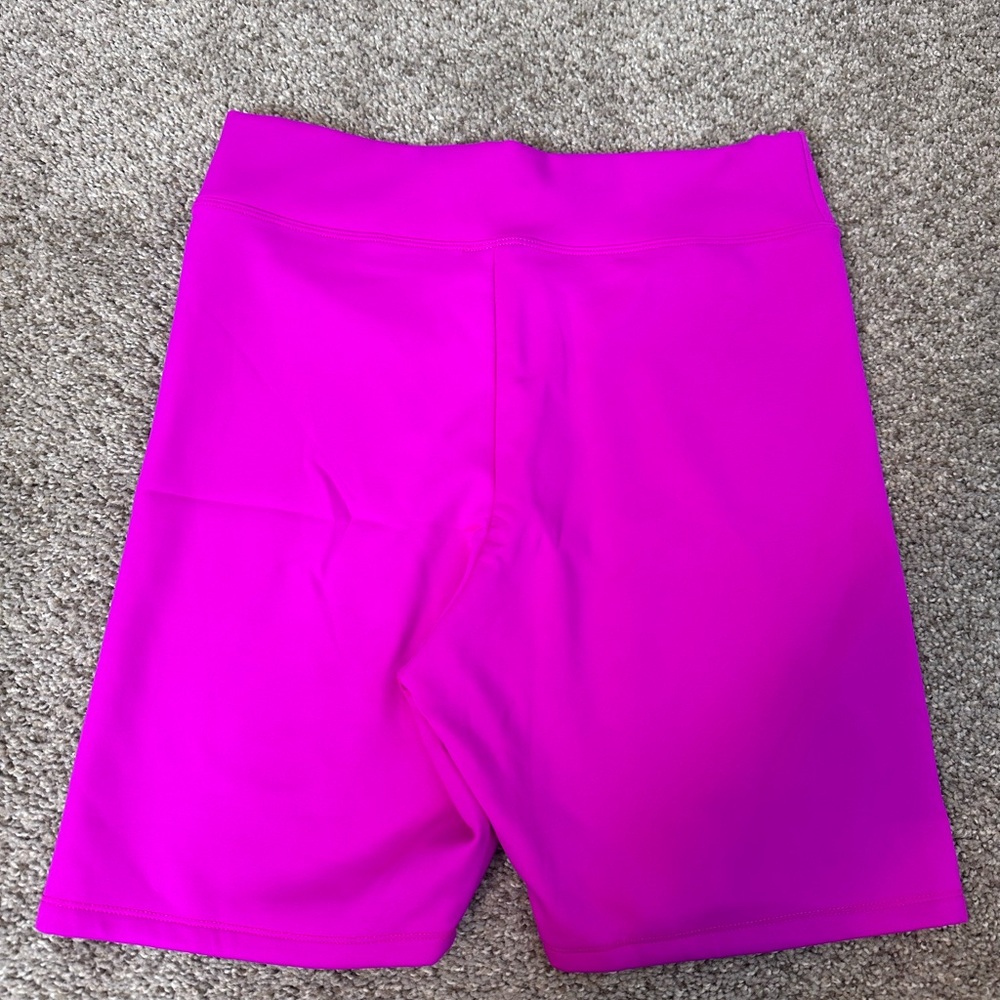 Good American Fuchsia Bike Shorts